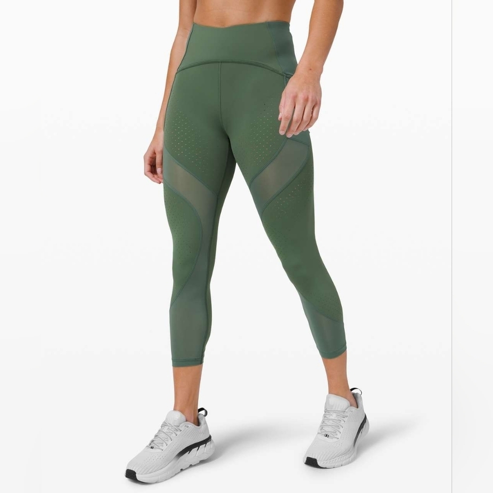 Lululemon Uncovered Strength High-Rise Crop 23"Algae Green